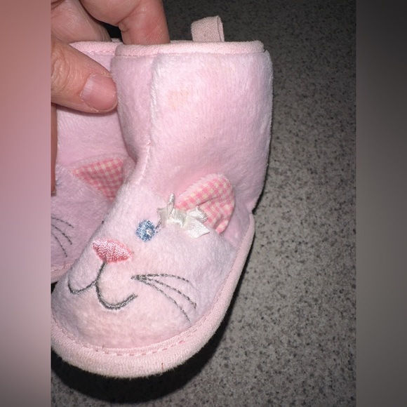 Infant Pink Bootie Size 3-6 months - Picture 2 of 5